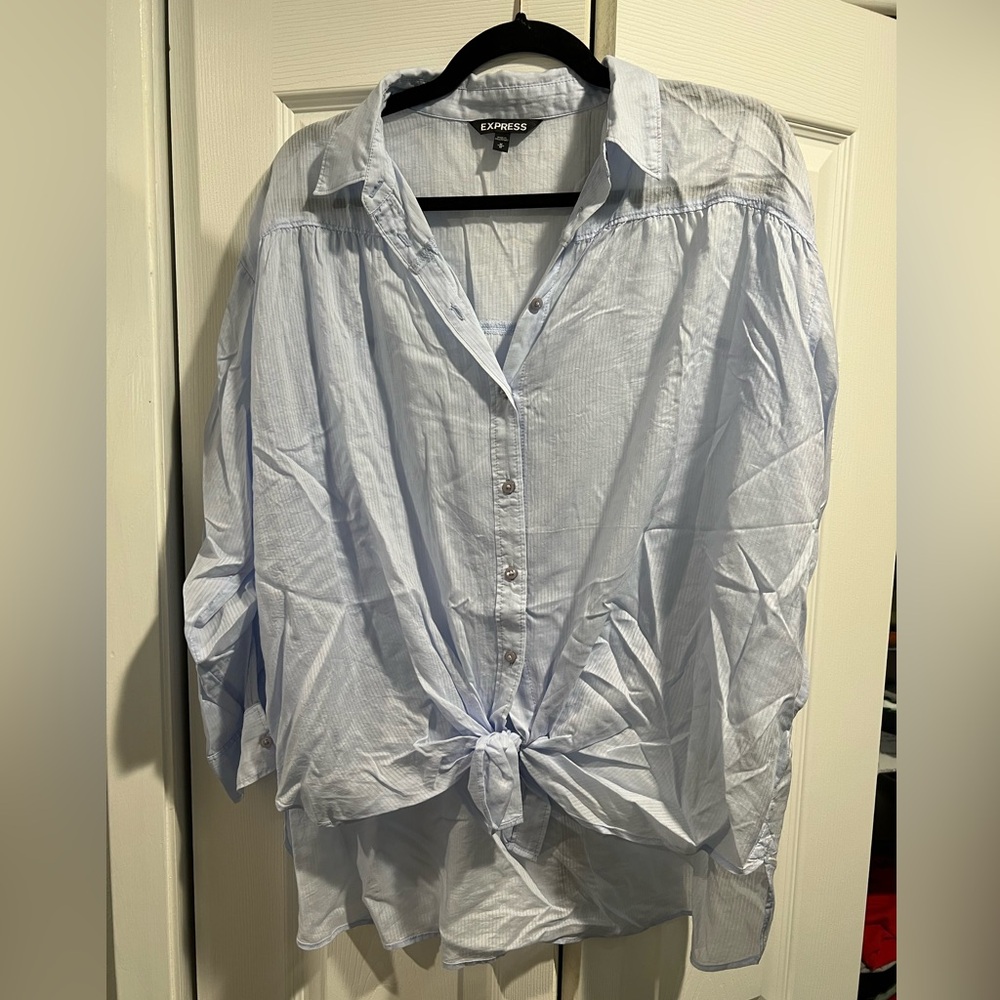 Express thin blue pinstripe button down crop